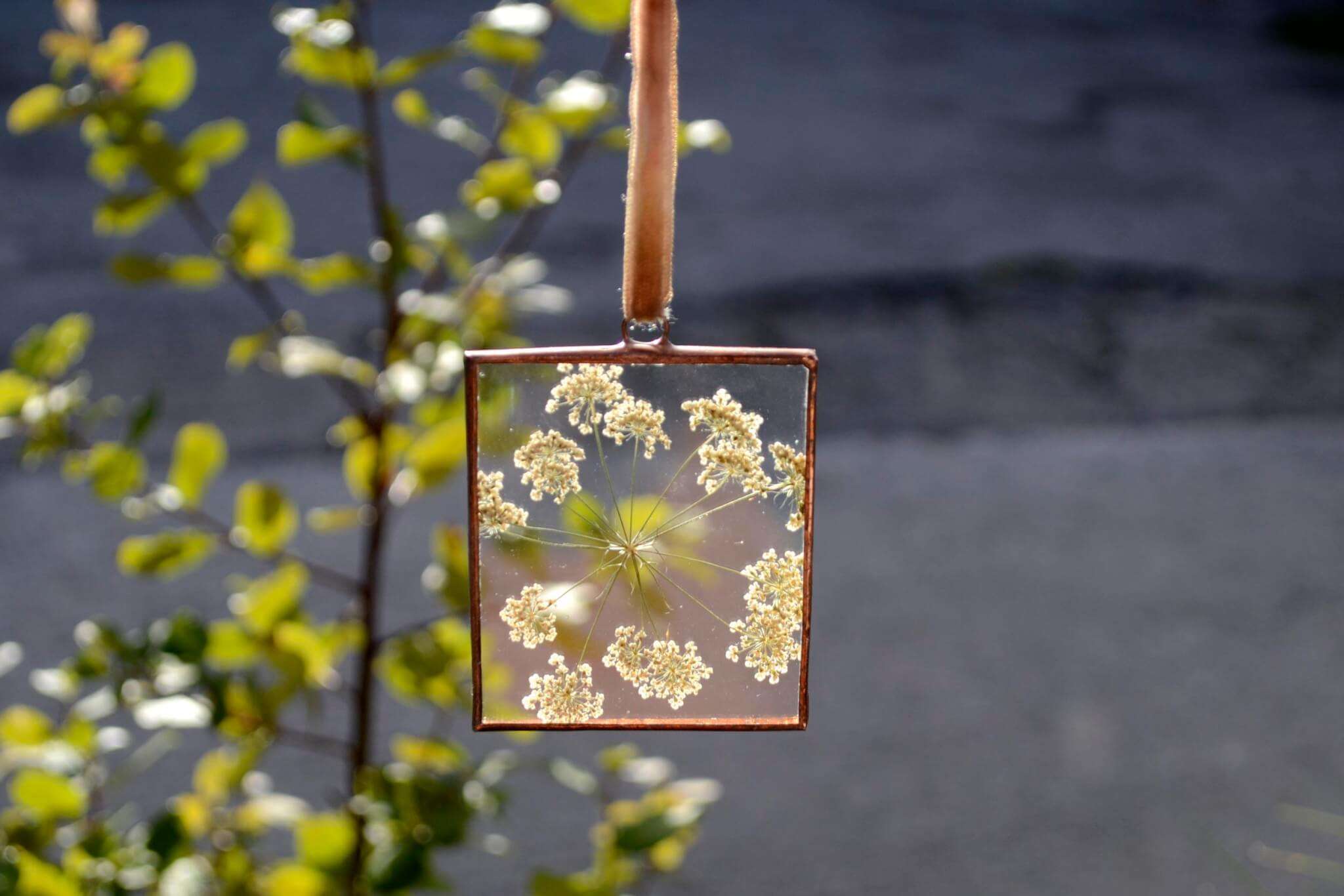 Cow parsley rectangle frame