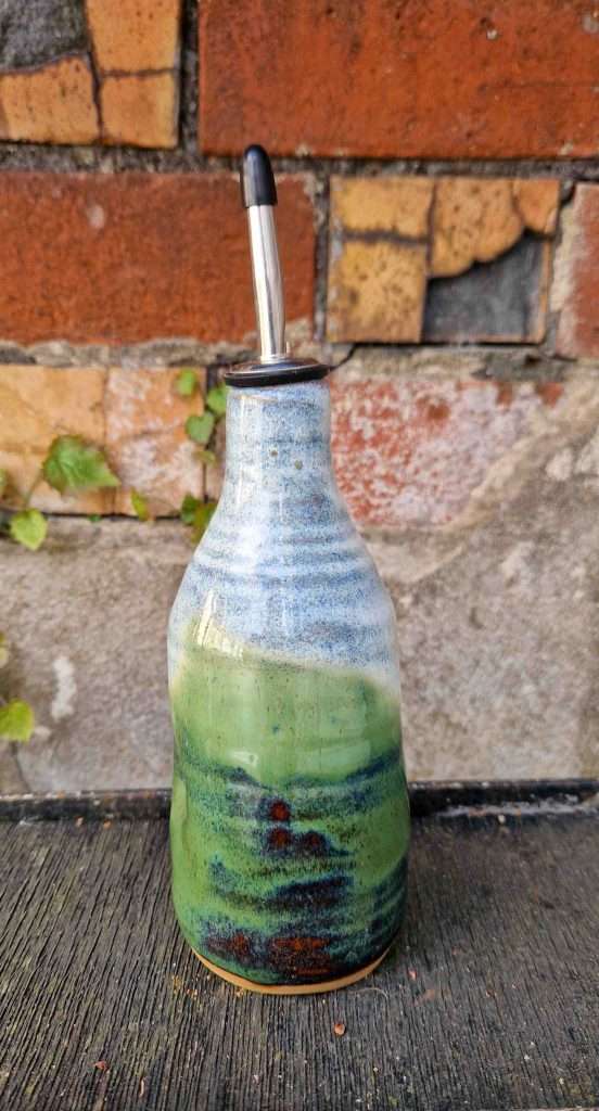 alpine forest oil pourer