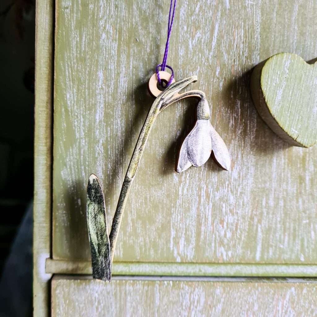 hannah wooden snowdrop main