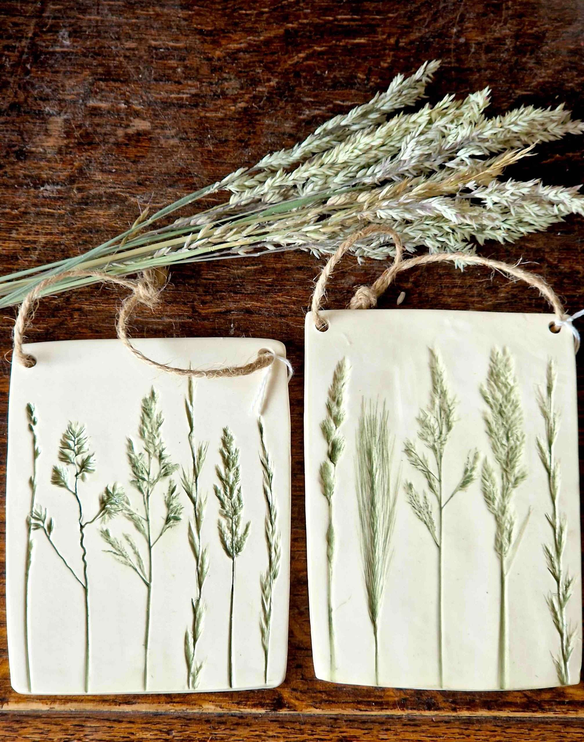 Hanging Meadow Grass Imprint Wall Plaques - Image 2