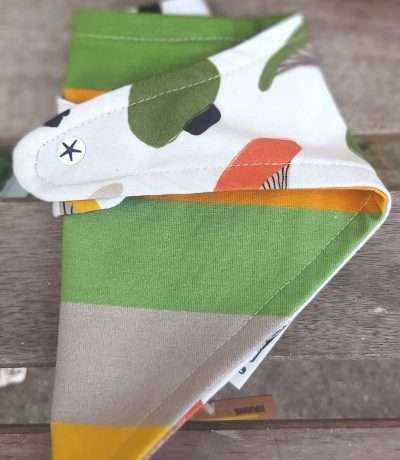 mushroom bib reverse