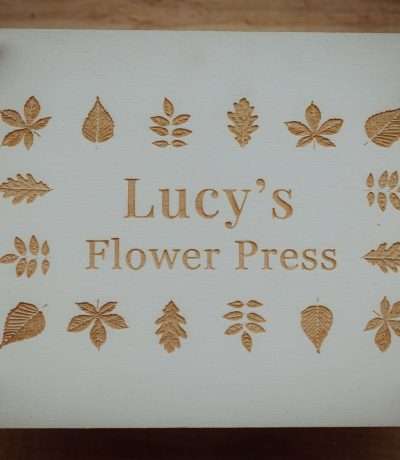 personalised flower press detail