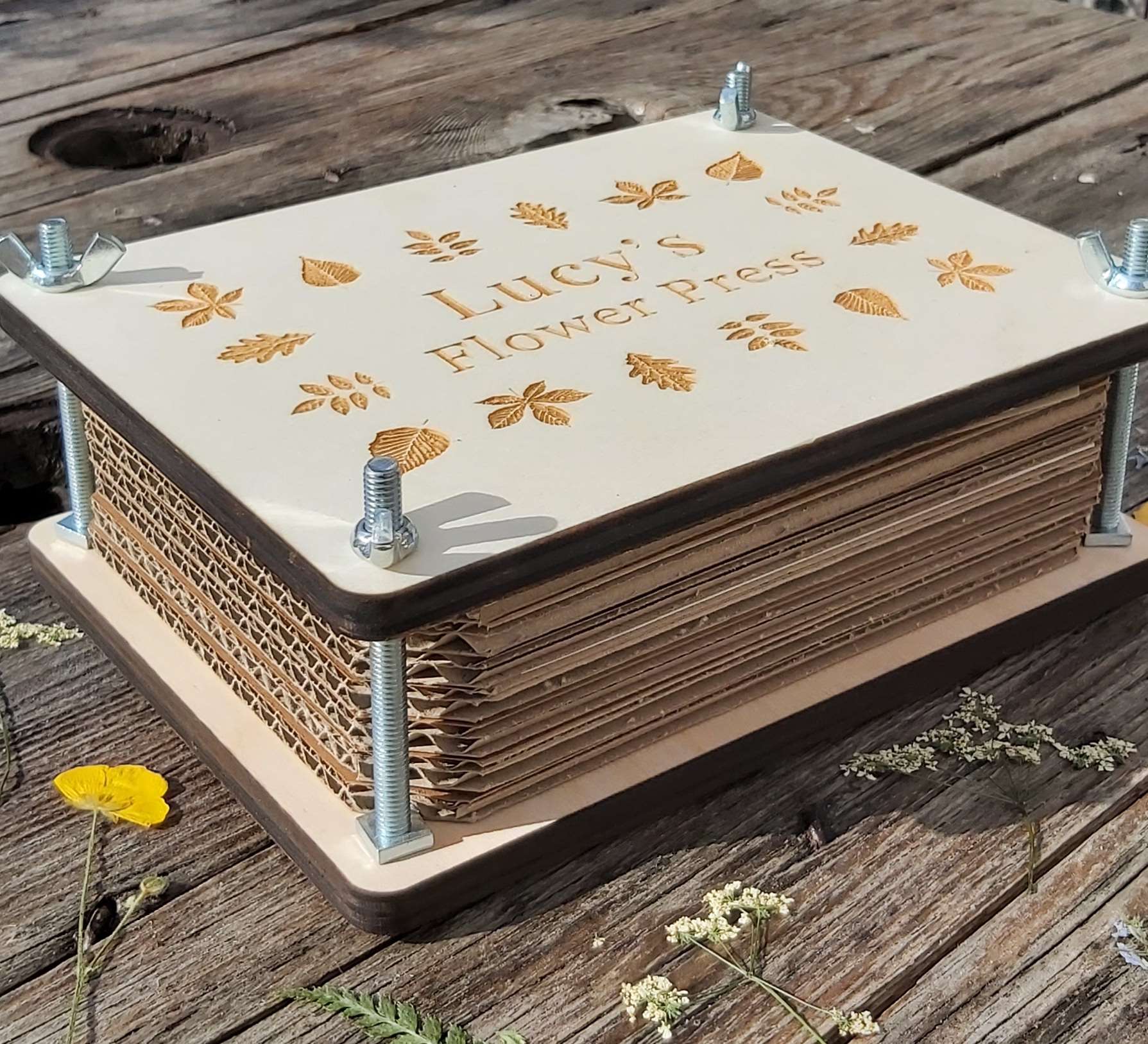 personalised flower press side on