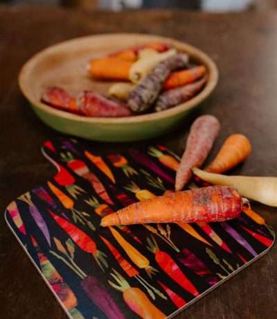 Rainbow carrots mini chopping board