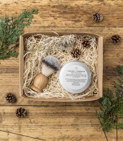 skin loving shaving gift set